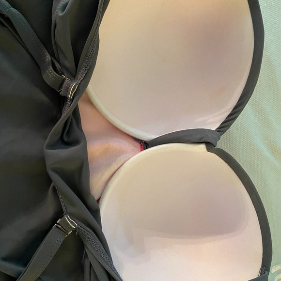 AZOKOE Tankini Top_Color Red & Gray_Size L_Worn once - Picture 4 of 4